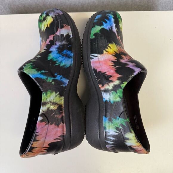 Crocs Women's Size 8 Black Tie Dye Dual Comfort Slip on Sandals Comfort - Picture 7 of 9